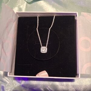 Pandora Sparkle Halo elegance Necklace